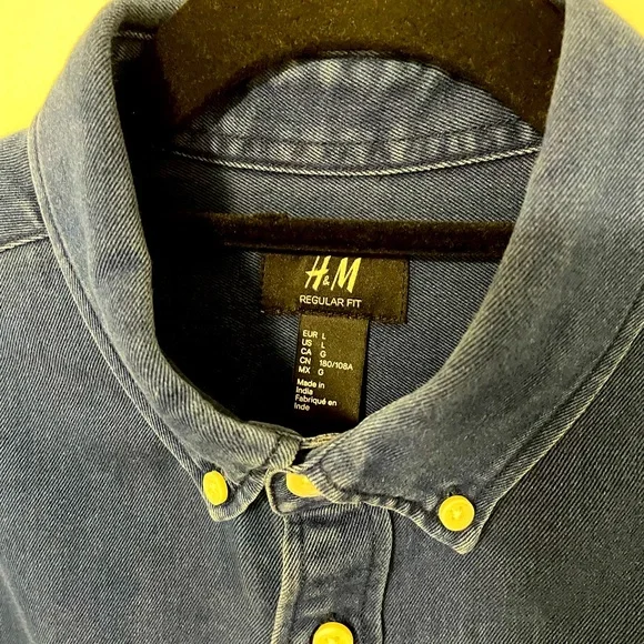 H&M Men’s Denim Button Up Size L - Picture 3 of 4